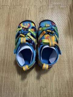 【新品】KEEN ストラップサンダル キッズ