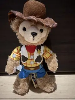 香港ディズニー ダッフィー ウッディ ぬいぐるみキーチェーン - メルカリ