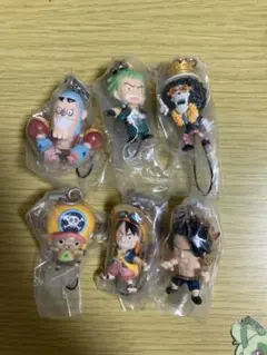 ワンピース】 フィギュアミニストラップ 11体セット - メルカリ