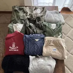 早い物勝ち❗️ブランド多数　服箱　１１点