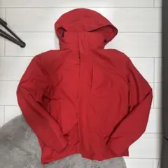 L.L.Bean フード付きレッドナイロンジャケット ドローコード付き