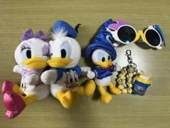 ドナルドダック デイジーダック ぬいぐるみ　キーホルダー　サングラス