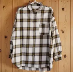 AMERICAN HOLIC チェック柄長袖シャツ Mサイズ　ゆったり着るタイプ