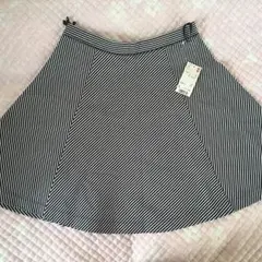 【新品未使用】ユニクロフレアスカート Lサイズ