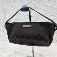 GUCCI グッチ GGキャンバス アクセサリーポーチ ミニバッグ - メルカリ