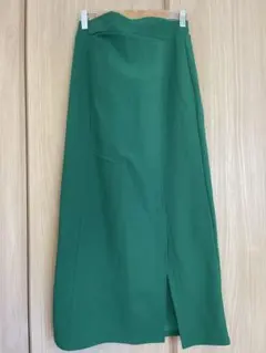 [最終値下げ] 　グリーン スリット入り ロングスカート　L