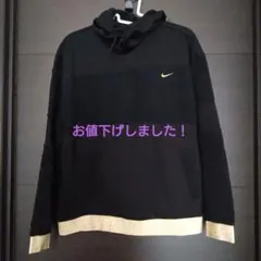 NIKE フード付きパーカー ブラック ゴールド