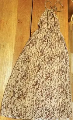 新品未使用　マキシ丈ワンピース　ロングワンピース　ブラウン　ホルターネック