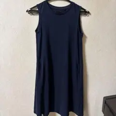 UNIQLO キッズノースリーブワンピース 140cm ネイビー