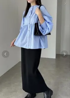【美品】アンドミー　2wayシアーペプラムシャツブラウスのサムネイル