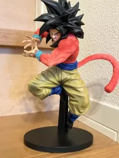 ドラゴンボールGT 孫悟空　超サイヤ人4 かめはめ波　フィギュア
