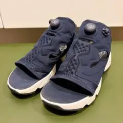 Reebok インスタポンプ サンダル ネイビー