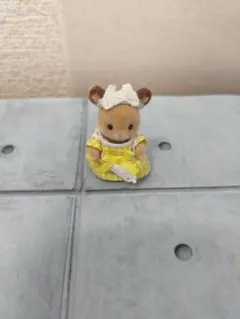 シルバニアファミリー　森のキッチン　赤ちゃんウェイトレス　シカの赤ちゃん