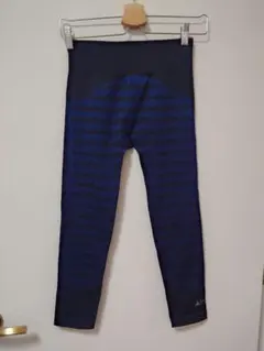 ■新品未使用■adidas x Marimekko レギンスのサムネイル
