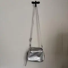 未使用級 ジャンニキャリーニ 2way ハンド　ショルダーバッグ　シルバー系 未使用級 ジャンニキャリーニ 2way ハンド ショルダーバッグ