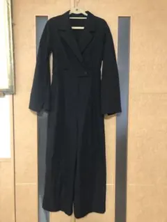 美品★テーラード オールインワン 黒 ワイドパンツ 脇〜手首スリット