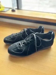 Item thumbnail for item 8e9262f3-1ba2-4516-a796-ee1c8e8ea81a