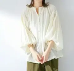 エアリーコットンボイルギャザーブラウス　アーバンリサーチ サニーレーベル