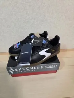新品 SKECHERS スケッチャーズ キッズ スニーカー 19cm 箱付き
