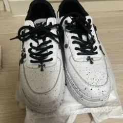 スプレー模様 クロス装飾 スニーカー　AF1 パロディ