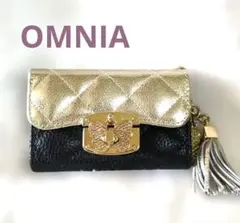 OMNIA 札入れあり キルティング 本革キーケース 黒/ゴールド 美品❗️のサムネイル