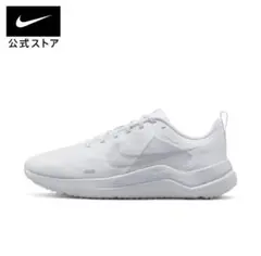 NIKE 新品　ランニングシューズ　25cm ナイキ　白　シューズ