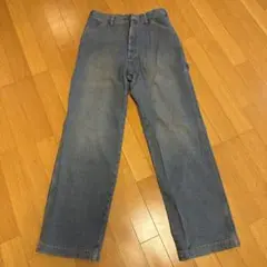 デニムパンツ