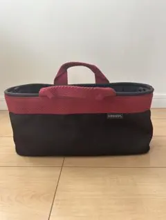 Item thumbnail for item 2c3c7527-7da2-4d23-9f2e-7b0857e67e05