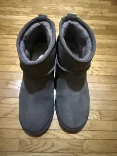 UGGグレー ムートンブーツ ショート22cm