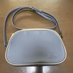アニエスベー The b. レザー ショルダーバッグ フラップ グレージュ 