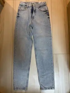 ZARA ハイウエストデニムパンツ　ライトブルー