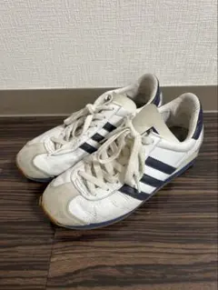 adidas カントリー スニーカー