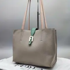 FURLA フルラ ソフィア M トートバッグ グレージュ グリーン アーチロゴのサムネイル