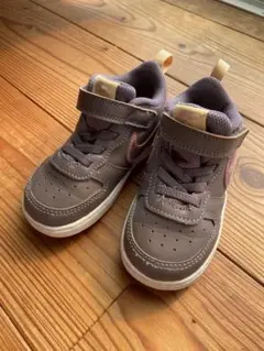 Nike 子供用スニーカー