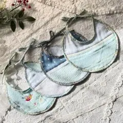 s12 ブルー系の丸いベビースタイ4点セット ハンドメイド