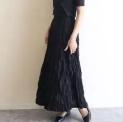 ユニクロ　イネス　ツイストプリーツロングスカート