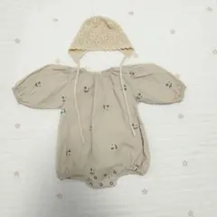 韓国こども服　MONBEBE 花柄刺繍ロンパースＳ 帽子セット
