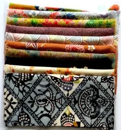 友禅染小紋柄　はぎれ　10枚セット　正絹　No15-E「おまけ付き」