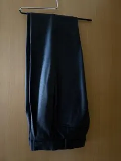 新品未使用　ユニクロ　ヒートテックタックテーパードパンツ　Mサイズ