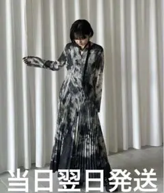 希少✨Ameri UND TEXTURE ART FLOWER DRESS M - メルカリ