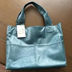 ズッケロ ソフトカウレザー 軽量トートバッグ