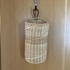 天然素材の円筒形バスケット