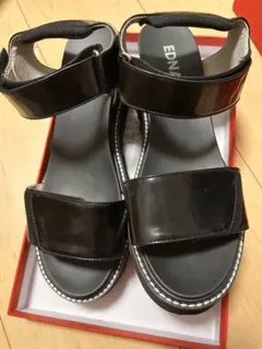 EDN ブラック フラットサンダル