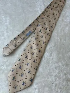 HERMES フランス製　シルク100%ネクタイ　うさぎ柄　動物柄