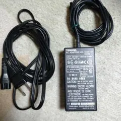 ノートACアダプター TOSHIBAのサムネイル