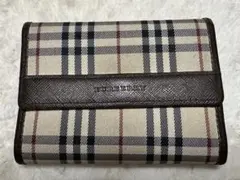 P*e様 バーバリー財布