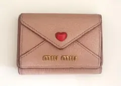 miu miu 三つ折り財布 ピンクベージュ マドラスラブ ラブレター 廃盤のサムネイル