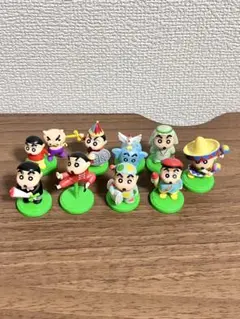 クレヨンしんちゃん　チョコエッグ9体
