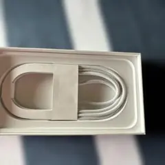 USB-C 充電ケーブル ホワイト
