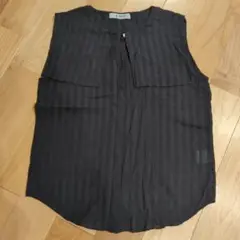 ナノ・ユニバース　ビッグカラーブラウス　ブラック　ノースリーブ
